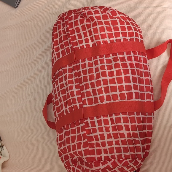 IKEA lightweight packable red and white grid pattern duffel bag - Picture 6 of 10